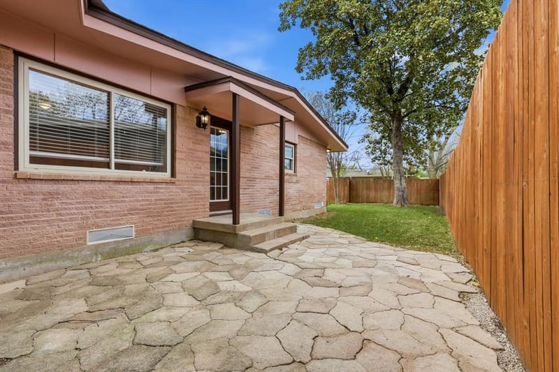 7329 Edgerton Drive, Dallas TX 75231 - Photo 25