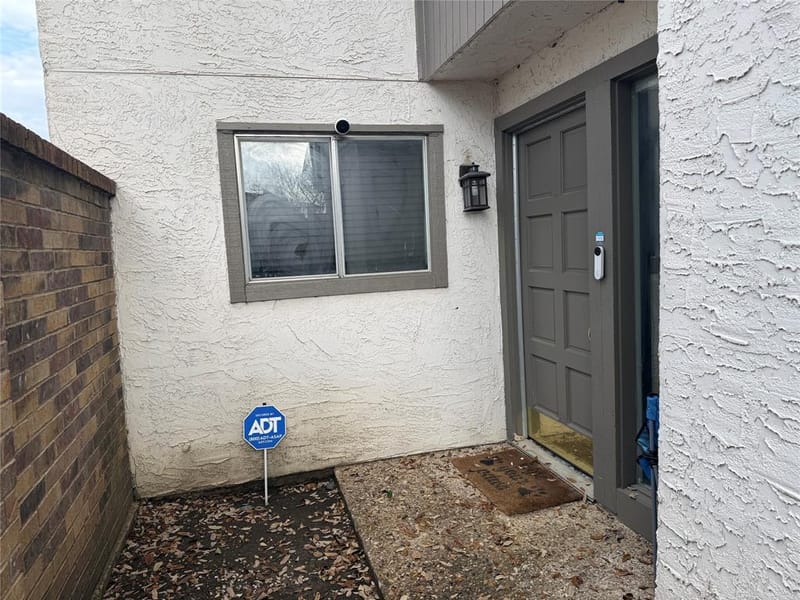9822 Amberton Parkway, Dallas TX 75243 - Photo 2