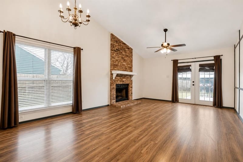 744 Lee Street, Mesquite TX 75149