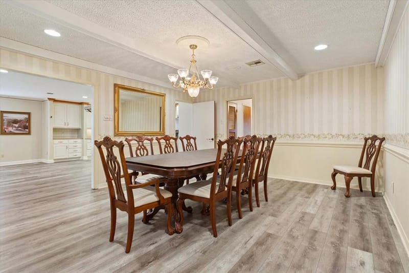 120 Wooded Crest Drive, Woodway TX 76712 - Photo 10