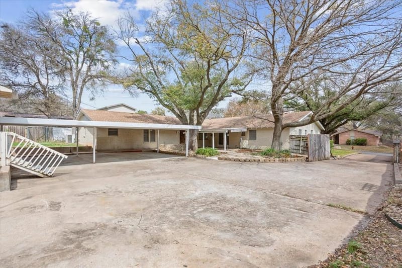 120 Wooded Crest Drive, Woodway TX 76712 - Photo 39