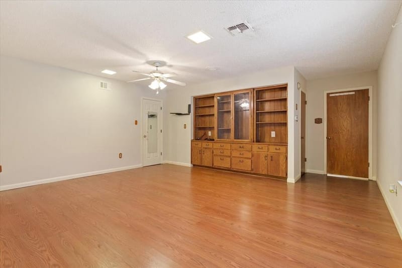 120 Wooded Crest Drive, Woodway TX 76712 - Photo 21