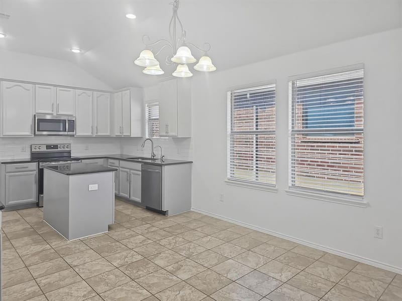 3321 Capetown Drive, Denton TX 76208 - Photo 9