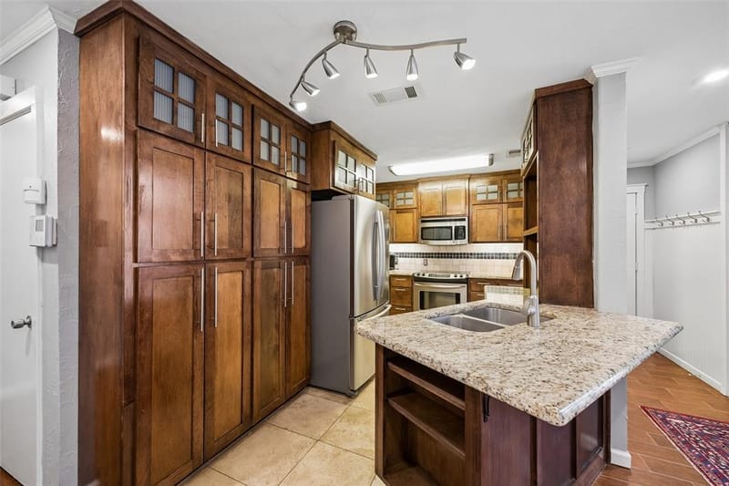 18240 Midway Road # 202, Dallas TX 75287 - Photo 5