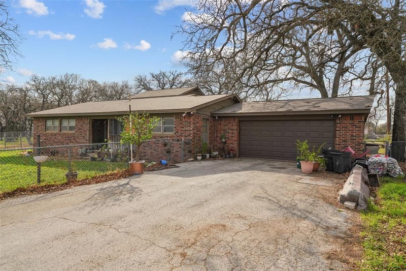 1051 Lynch Bend Road, Springtown TX 76082 - Photo 32