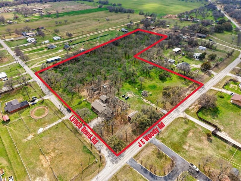 1051 Lynch Bend Road, Springtown TX 76082 - Photo 11