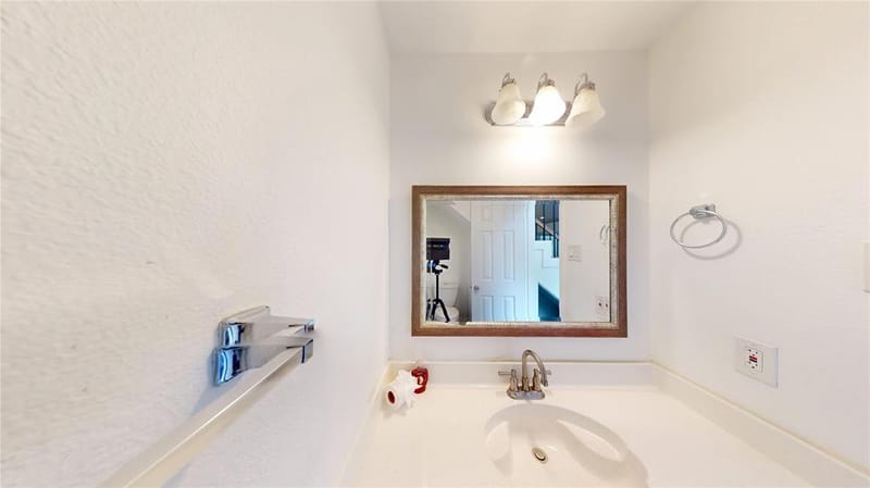 4917 Meadow Vista Place, Garland TX 75043 - Photo 19