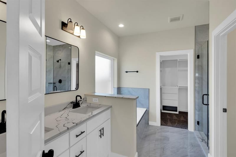 530 E Lamar Street, Palmer TX 75152 - Photo 13