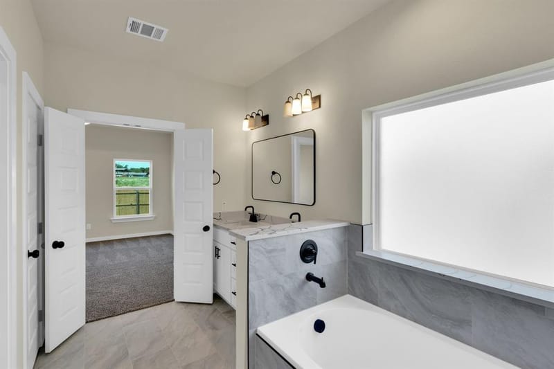 530 E Lamar Street, Palmer TX 75152 - Photo 12