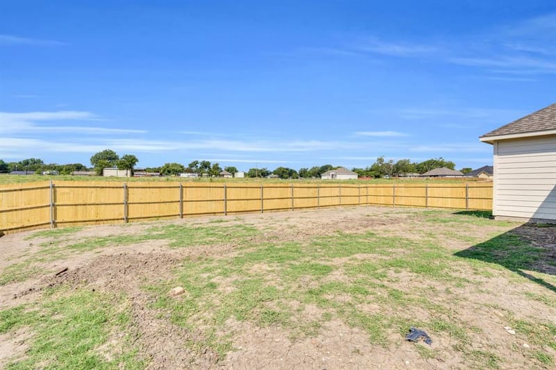 530 E Lamar Street, Palmer TX 75152 - Photo 25