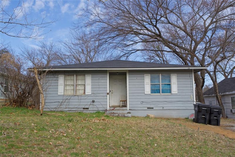 625 Main, Denison TX 75021