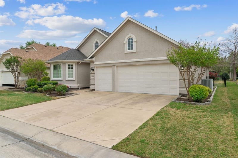 9505 Rivercrest Drive, Denton TX 76207 - Photo 2