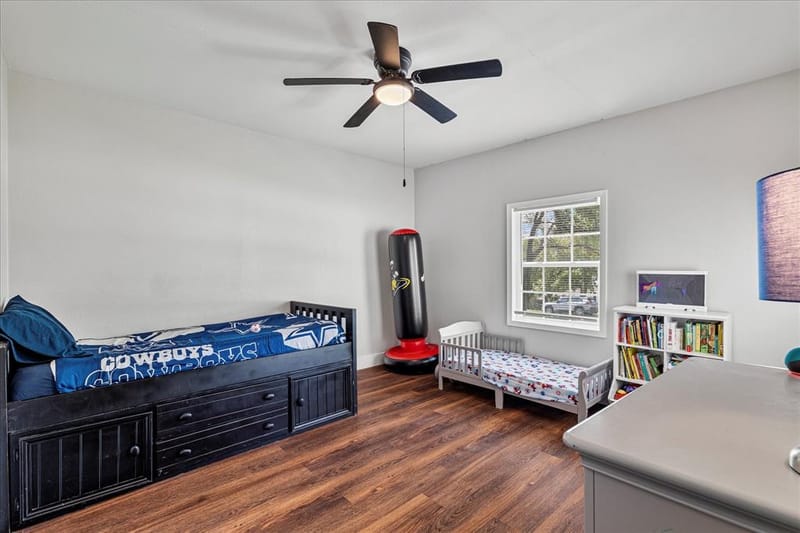 25 W Parnell Street, Denison TX 75020 - Photo 13