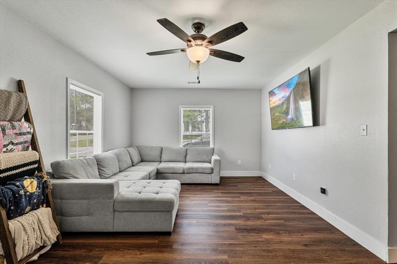 25 W Parnell Street, Denison TX 75020 - Photo 5
