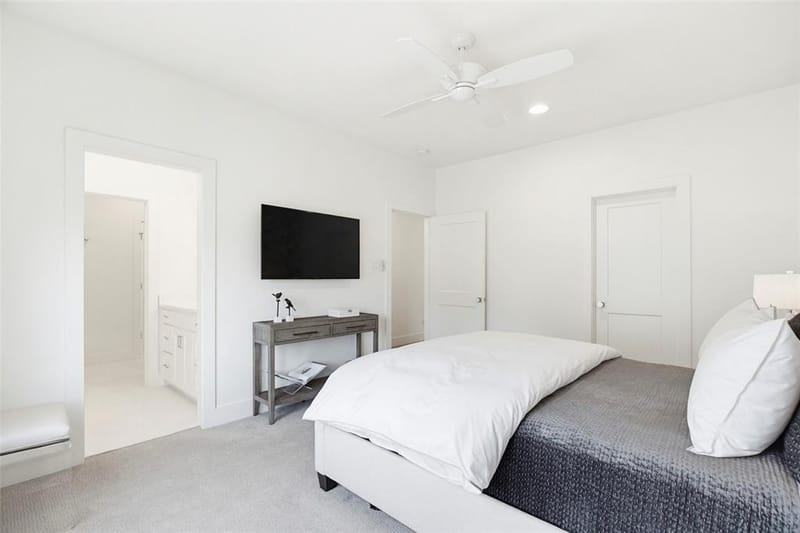 9562 Lakemont Drive, Dallas TX 75220 - Photo 28