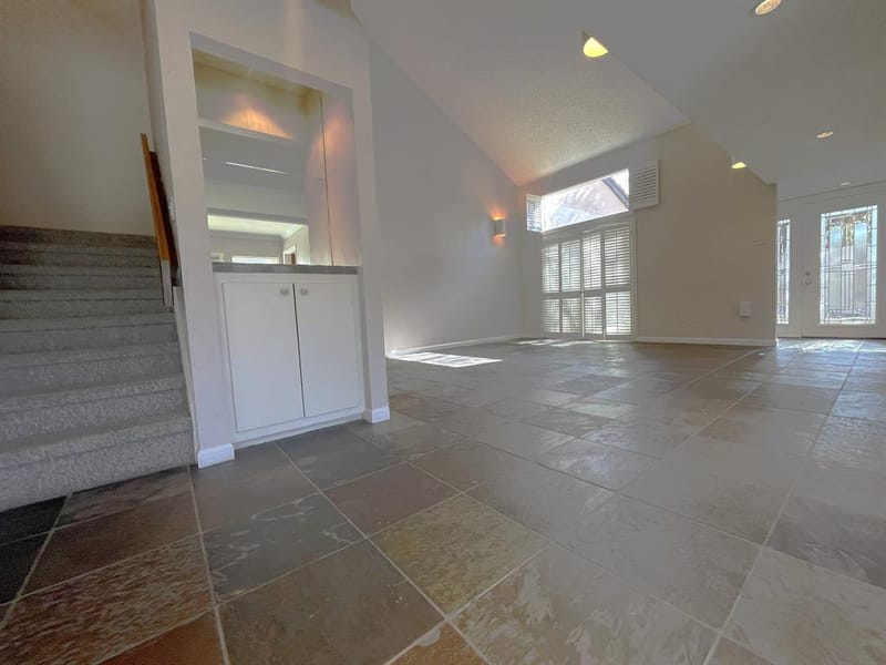 9609 Orchard Hill, Dallas TX 75243 - Photo 11
