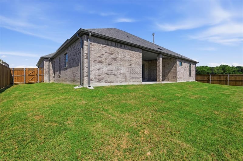 713 Anne Road, Van Alstyne TX 75495 - Photo 28