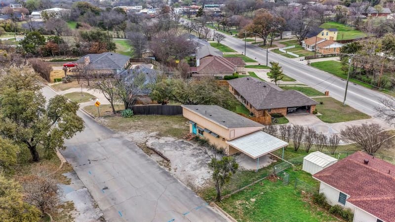 321 W Rentz Street, Weatherford TX 76086 - Photo 18