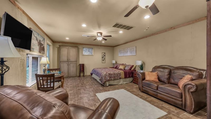 321 W Rentz Street, Weatherford TX 76086 - Photo 8