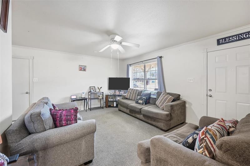 821 Jennifer Court, Sanger TX 76266 - Photo 7