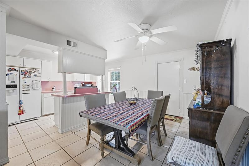 821 Jennifer Court, Sanger TX 76266 - Photo 9