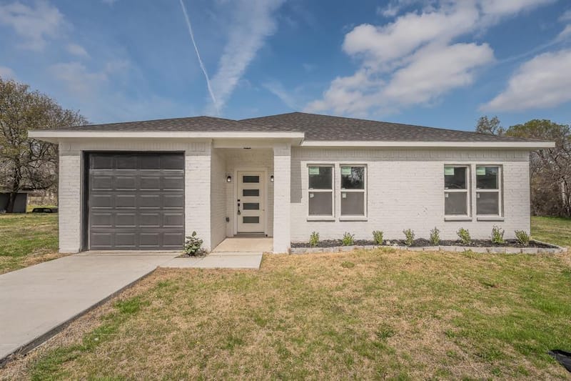 3934 Lee Street, Greenville TX 75401