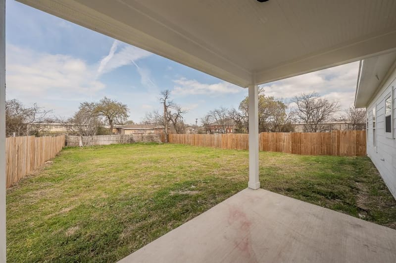 3934 Lee Street, Greenville TX 75401 - Photo 33