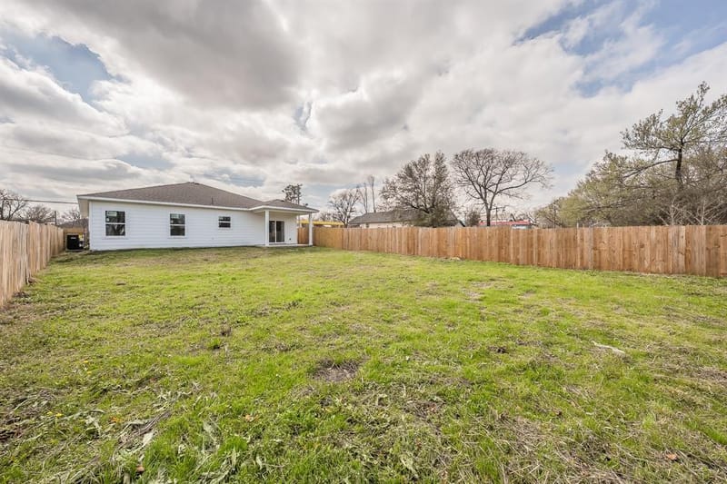 3934 Lee Street, Greenville TX 75401 - Photo 35