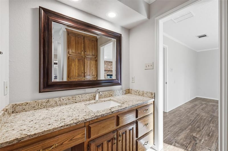6208 Windsong Drive, Arlington TX 76001 - Photo 23