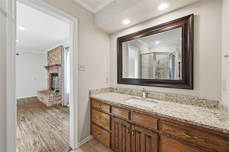 6208 Windsong Drive, Arlington TX 76001 - Photo 20