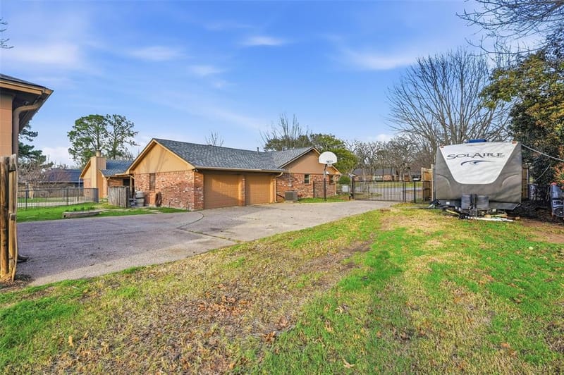 6208 Windsong Drive, Arlington TX 76001 - Photo 38