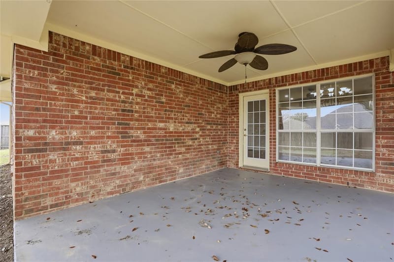 500 Surry Court, Saginaw TX 76179 - Photo 24