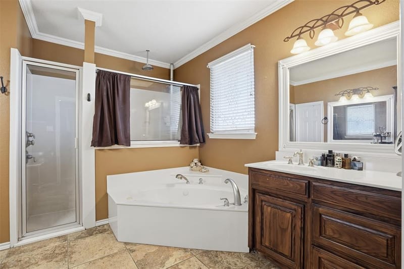 7229 County Road 1205, Rio Vista TX 76093 - Photo 13