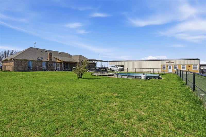 7229 County Road 1205, Rio Vista TX 76093 - Photo 28
