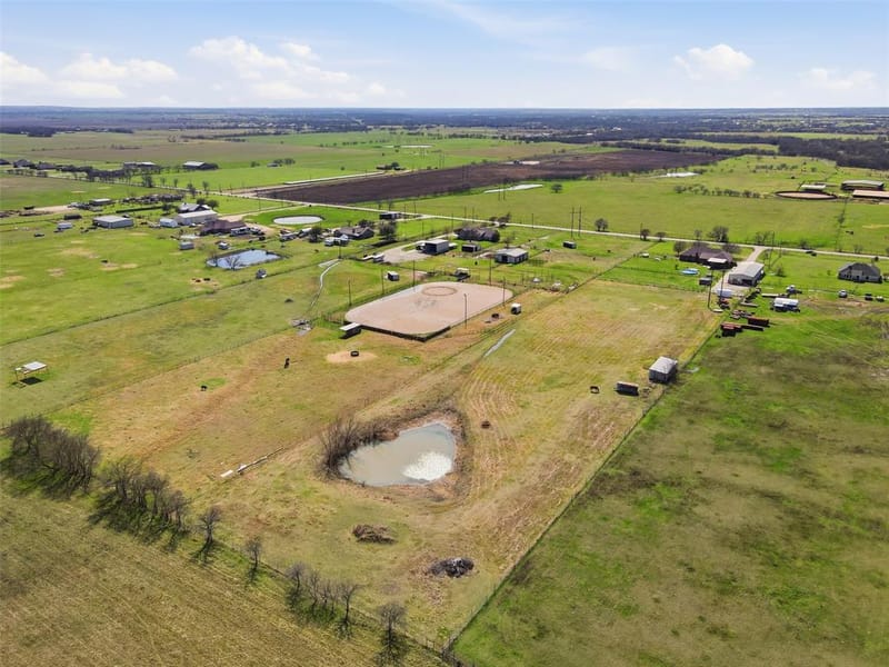 7229 County Road 1205, Rio Vista TX 76093 - Photo 38