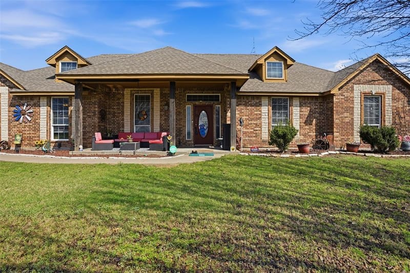 7229 County Road 1205, Rio Vista TX 76093 - Photo 4