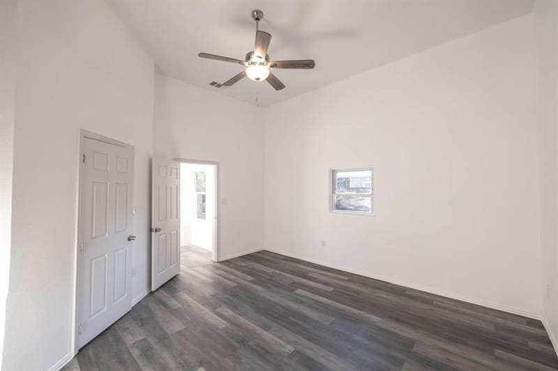 415 W 7th Street, Bonham TX 75418 - Photo 7