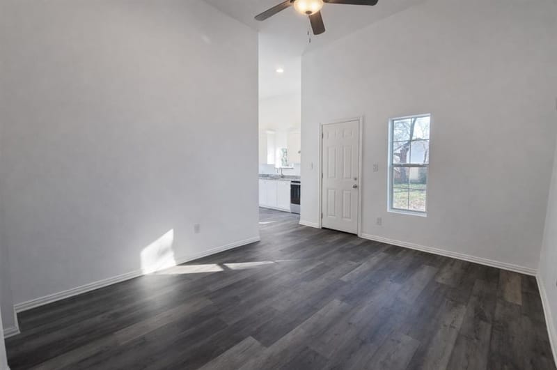 415 W 7th Street, Bonham TX 75418 - Photo 5