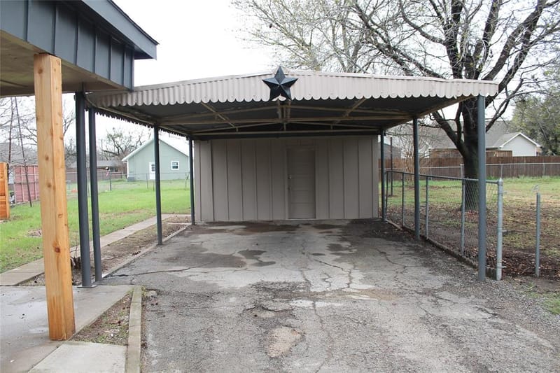 104 S Hubbard Street, Alvord TX 76225 - Photo 31
