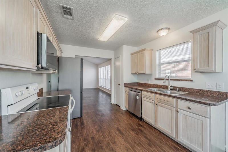 6501 Riverwater Trail, Fort Worth TX 76179 - Photo 11