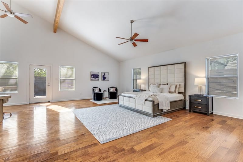 8702 San Fernando Way, Dallas TX 75218 - Photo 15