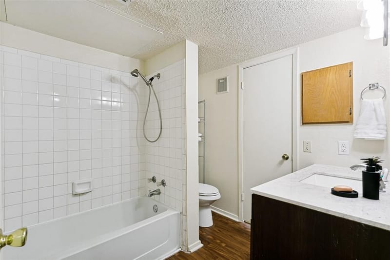 634 W Collins Street, Denton TX 76201 - Photo 12
