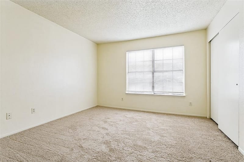 634 W Collins Street, Denton TX 76201 - Photo 11