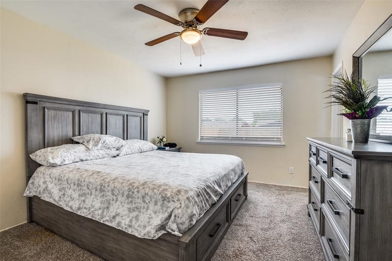 10222 Red Maple Drive, Dallas TX 75249 - Photo 12