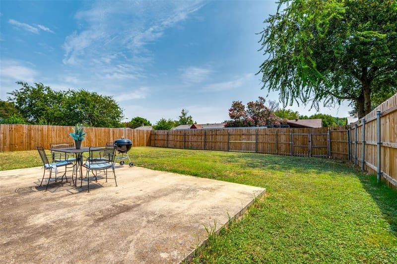 10222 Red Maple Drive, Dallas TX 75249 - Photo 21