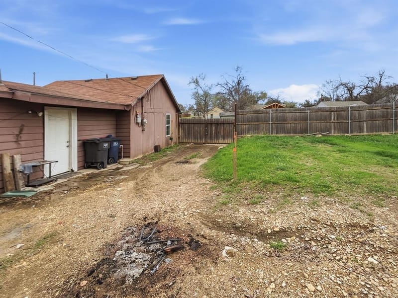 3000 Avenue M, Fort Worth TX 76105 - Photo 28