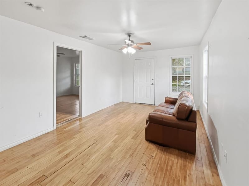 3000 Avenue M, Fort Worth TX 76105 - Photo 9