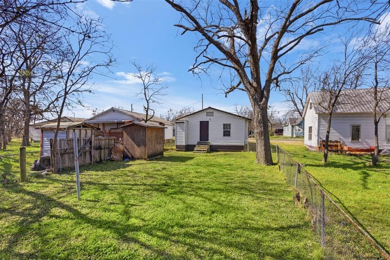 1017 South 15th, Corsicana TX 75110 - Photo 3