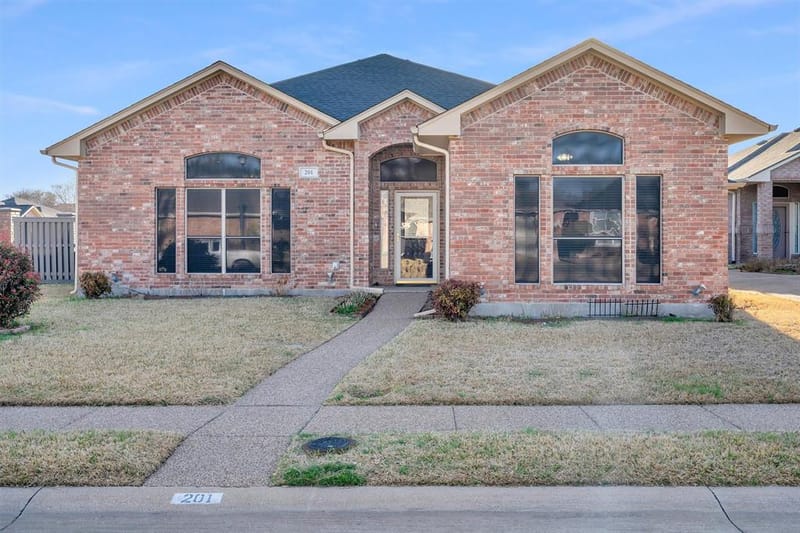 201 Bluebonnet Lane, Waxahachie TX 75165