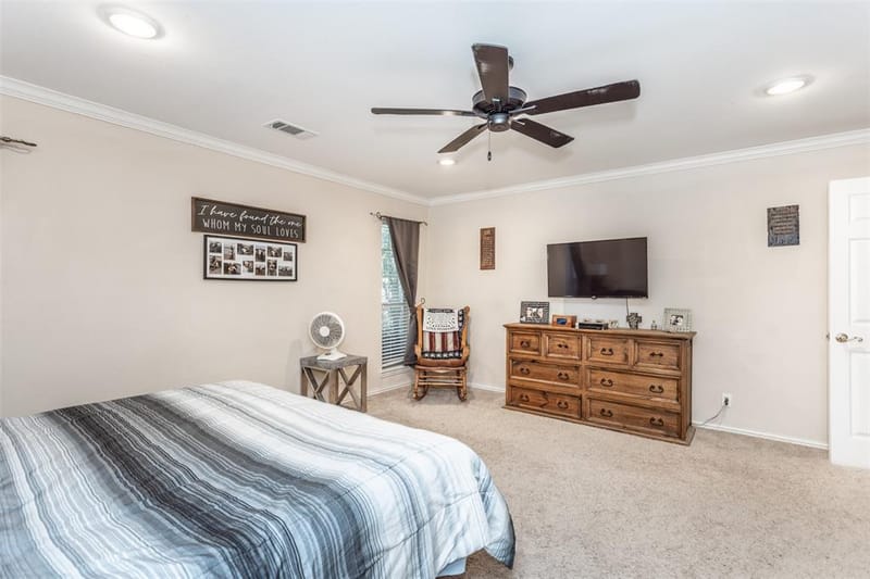 2424 Jolinda Lane, Whitesboro TX 76273 - Photo 18